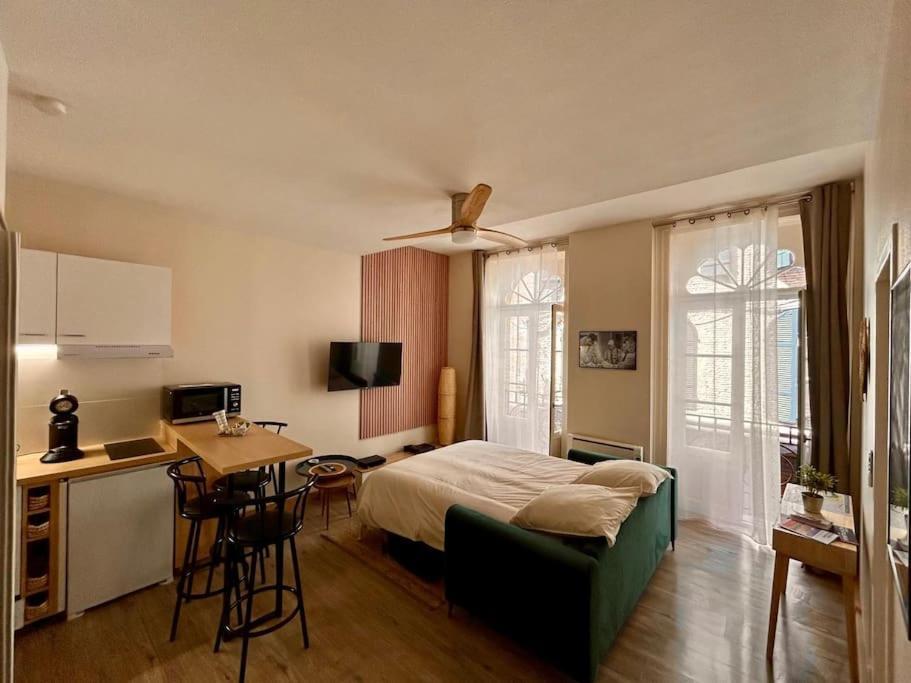Chez Juliette, Proche Place Nationale Avec Parking Montauban Exterior photo